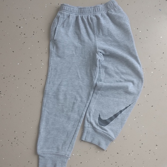 Nike Grey Sweatpants Boys size 7